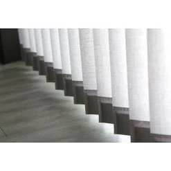 MADECOSTORE Kit Complet Store Californien à Lamelles Verticales 127mm Sans Chaînette Basse - Gris - L150cm X H260cm - Gris 7 MADECOSTORE Kit Complet Store Californien à Lamelles Verticales 127mm Sans Chaînette Basse - Gris - L150cm X H260cm - Gris -Promos Store Boutique 15776813 3