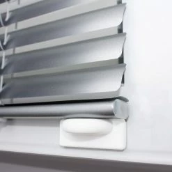 Lot Aimants Autocollants Barre De Lestage Store Vénitien Aluminium Madeco V8 2pcs